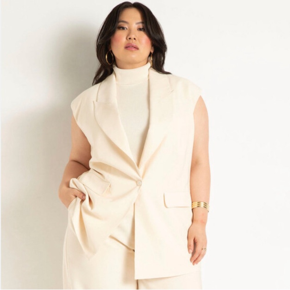 Eloquii Sleeveless Cream Single Button Blazer Shoulder Pads Plus Size 14